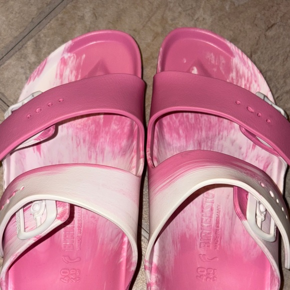 Birkenstock Arizona EVA Pink and White Slide Sandals size 40 or size 9 - Picture 2 of 8
